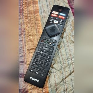 Philips Television Remote Control Model RF402A